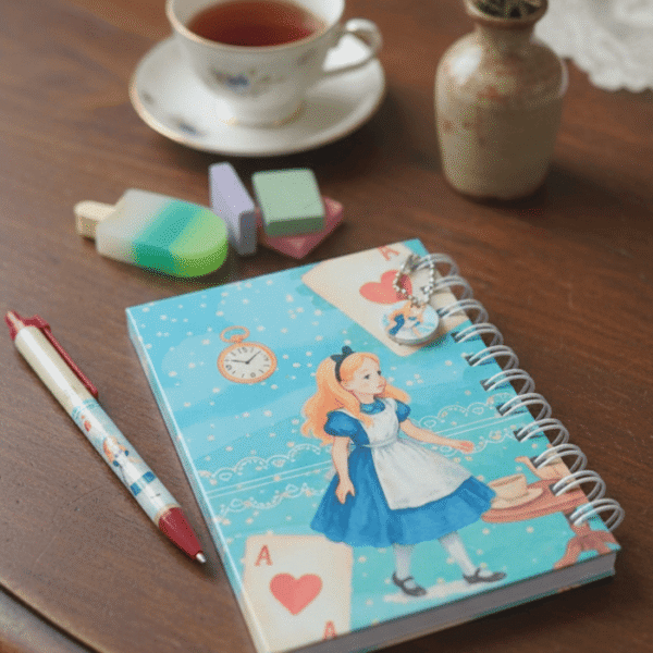 Caderno e Bloco "Alice no País das Maravilhas