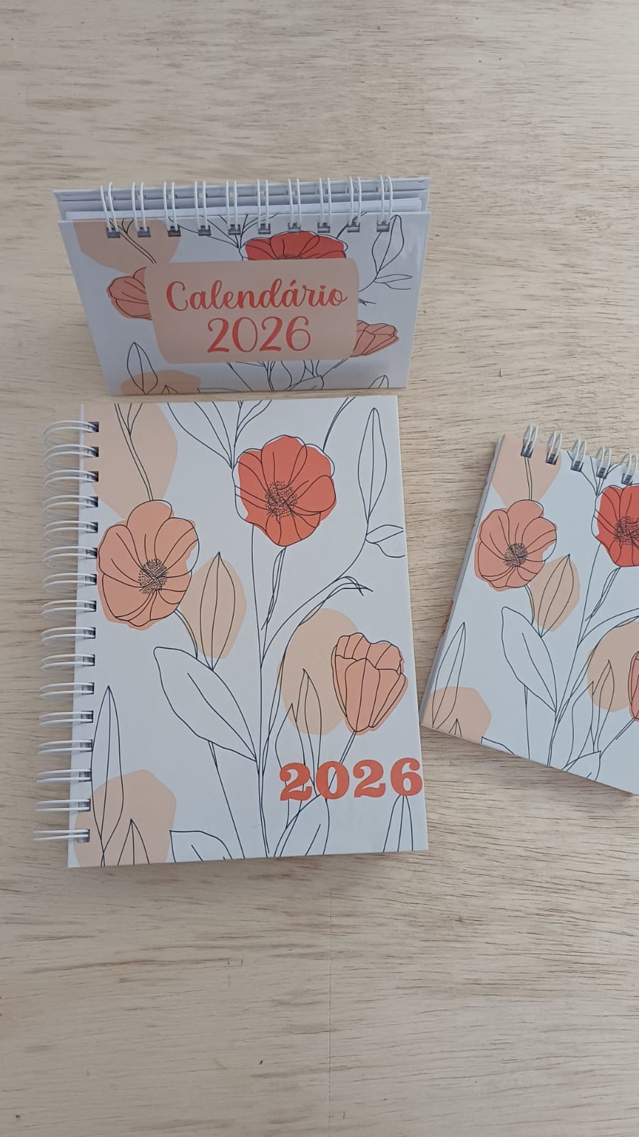 WhatsApp Image 2025-12-01 at 15.10.44 (4) Kit Boho Flowers - Agenda, Bloquinho e Calendário 2026 - Imagem 1