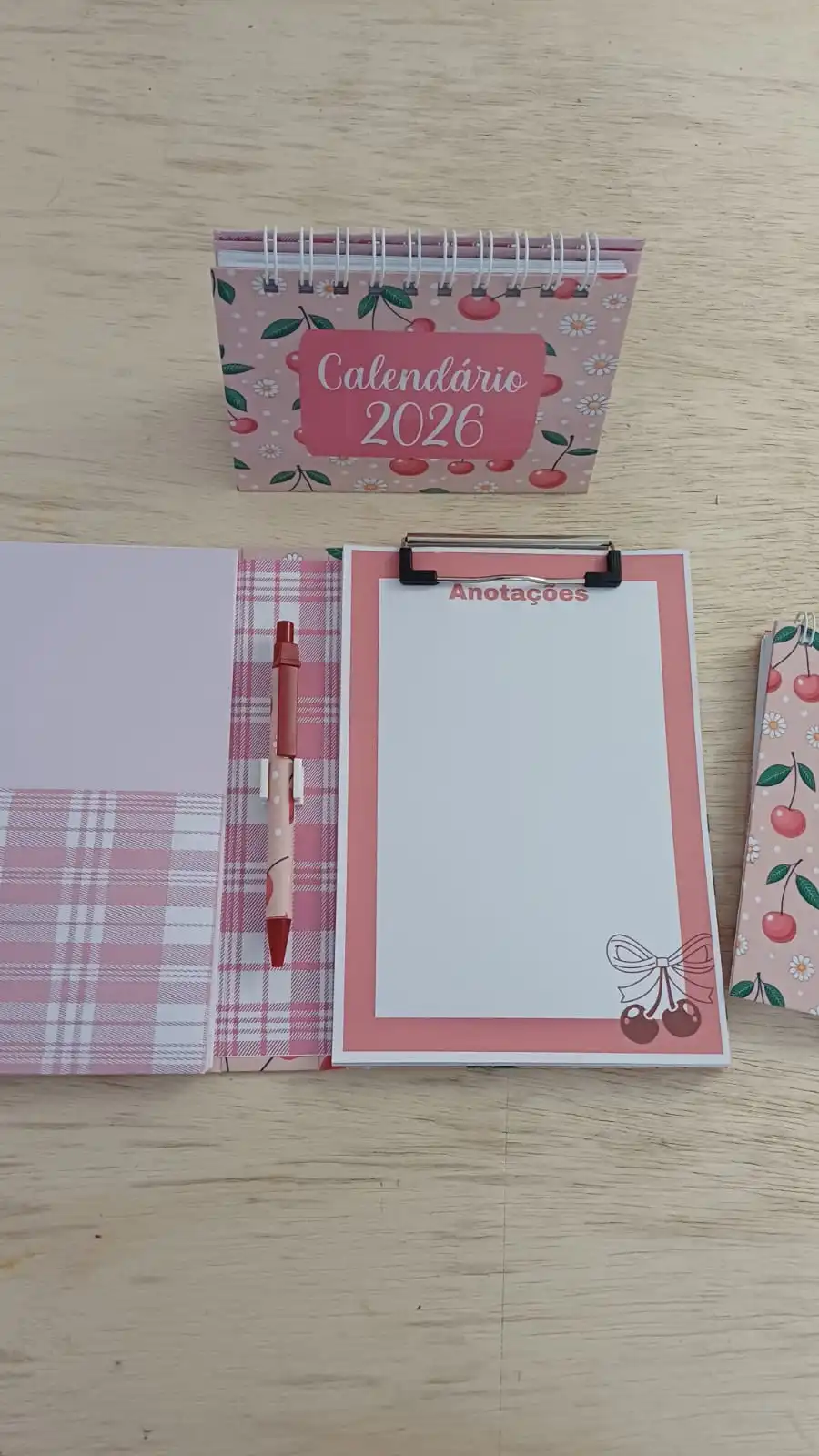 Kit Doce Cerejinha - Agenda, Bloquinho e Calendário 2026 - Imagem 4