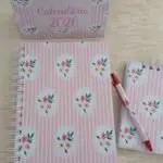 Kit Monograma Flores - Agenda, Bloquinho e Calendário 2026
